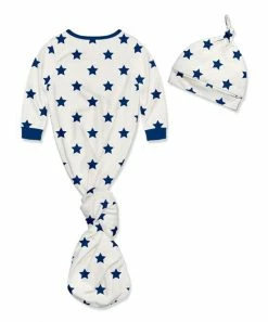 Best Pirce π Little Millie Cream & Cobalt Stars Knotted Gown & Knot-Tie Beanie - Newborn For Baby & Maternity 𧨠5 Best Pirce π Little Millie Cream & Cobalt Stars Knotted Gown & Knot-Tie Beanie - Newborn For Baby & Maternity 𧨠-Little Millie-shop zu107507179 alt 2 tm1660237926
